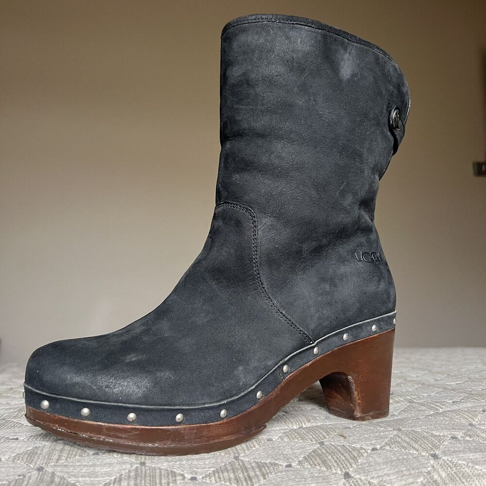 UGG Lynnea Black Suede Boot Women's 8 Wood Heel Shearling Lined Winter Warm
